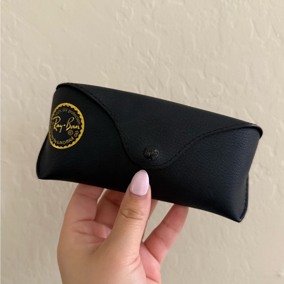 Ray-Ban Classic Black Aviator Sunglasses